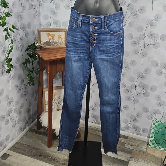 Madewell 10" High Riser Skinny Jeans - 25 - Picture 3 of 10